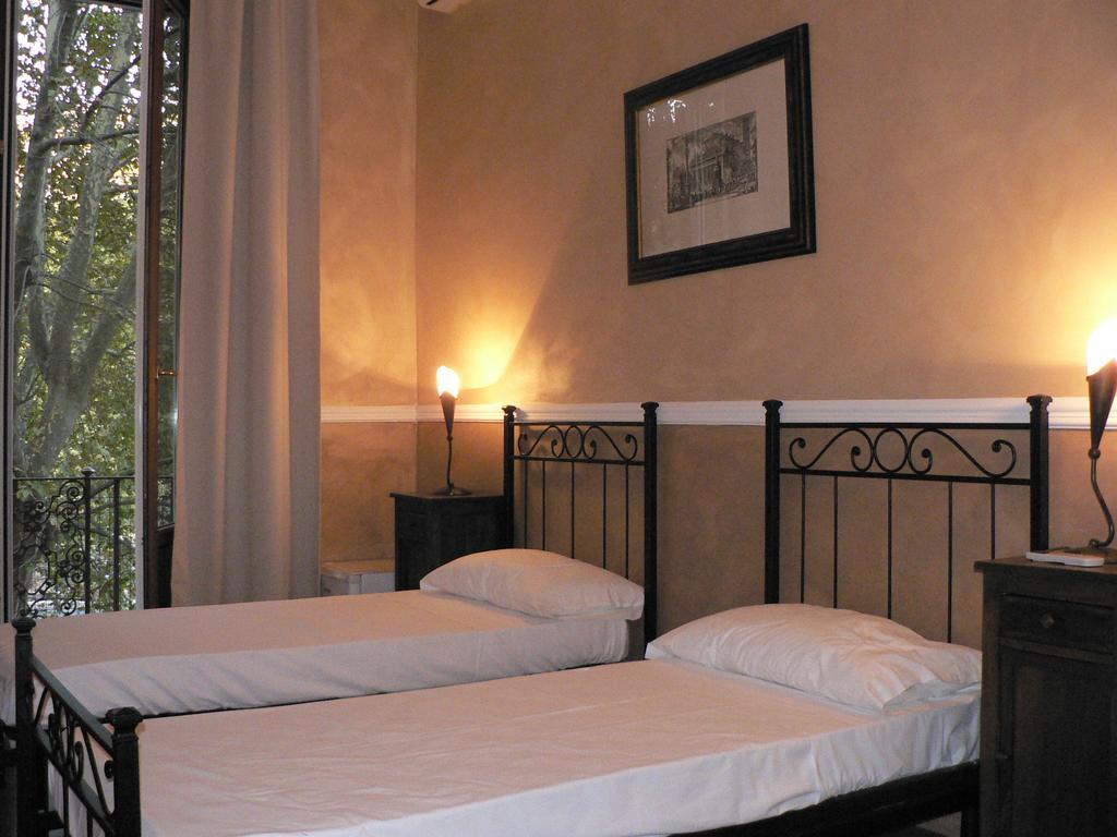 B&B Giovine Italia Róma Szoba fotó